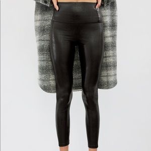 Aritzia Wilfred Free Daria Pant Leather Legging